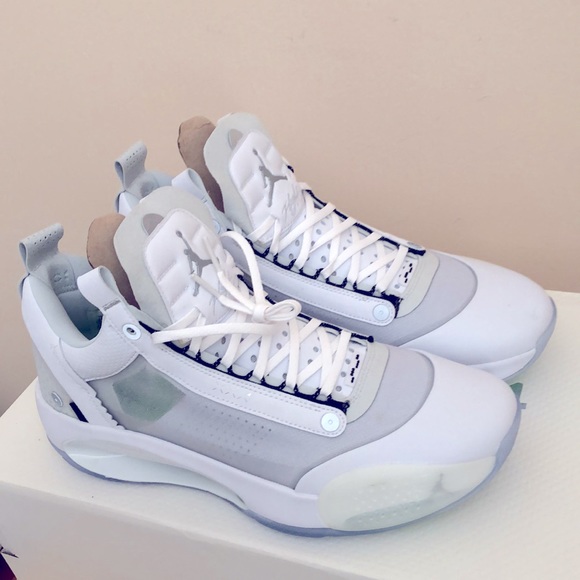 NIKE AIR JORDAN XXXIV LOW ‘PURE MONEY’ SNEAKERS - Picture 3 of 15